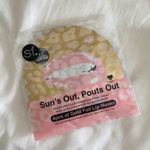 SF Glow gold foil lip masks